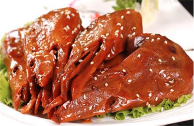 御品渝香辣鸭头